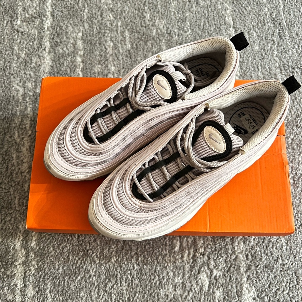 Women’s Nike Air Max 97